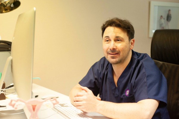 Arnaud Collin Chirurgien gynécologue obstétricien à Pau avec Tatiana Collin